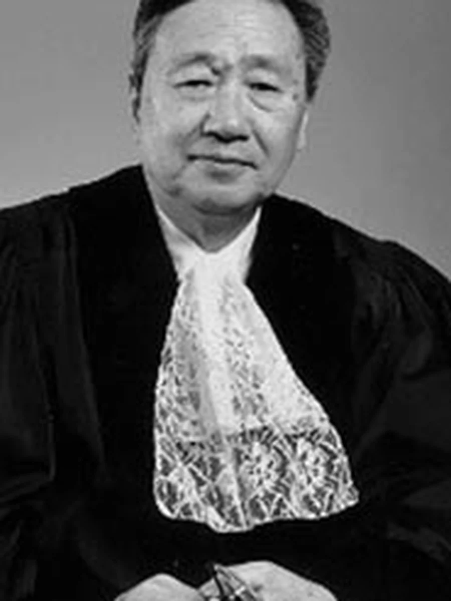 史久镛